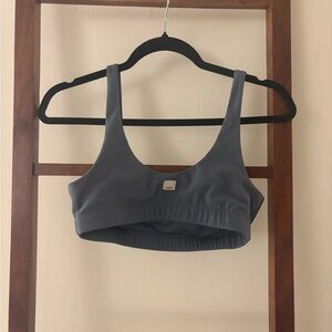 Vuori Scoop Neck Sports Bra